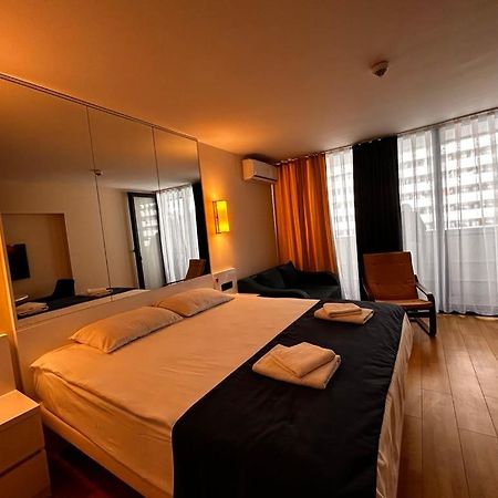 Apartment Twin Towers David Батуми Екстериор снимка