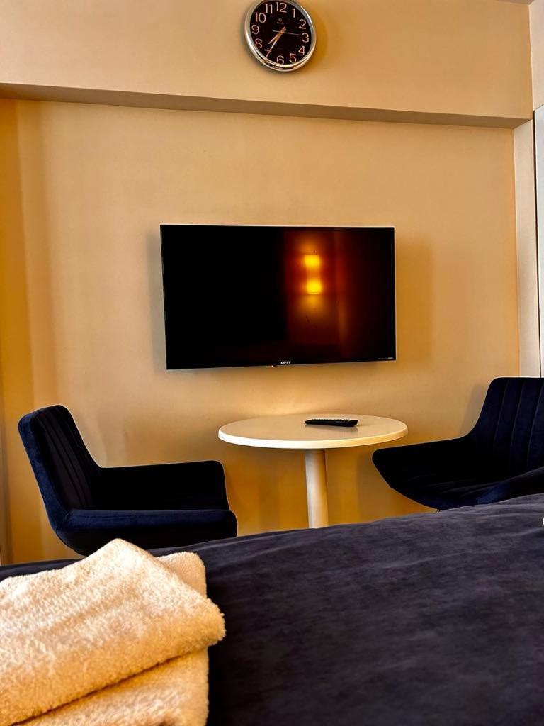 Apartment Twin Towers David Батуми Екстериор снимка