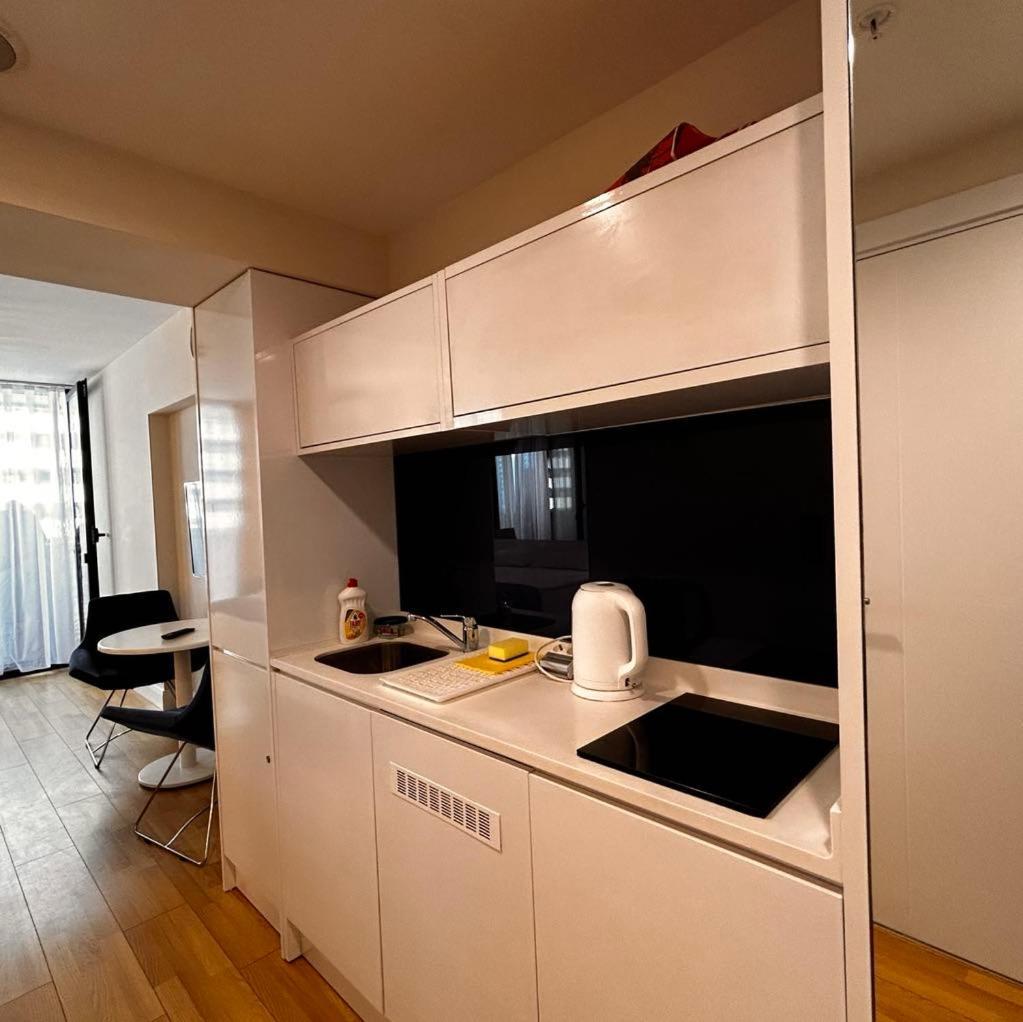 Apartment Twin Towers David Батуми Екстериор снимка