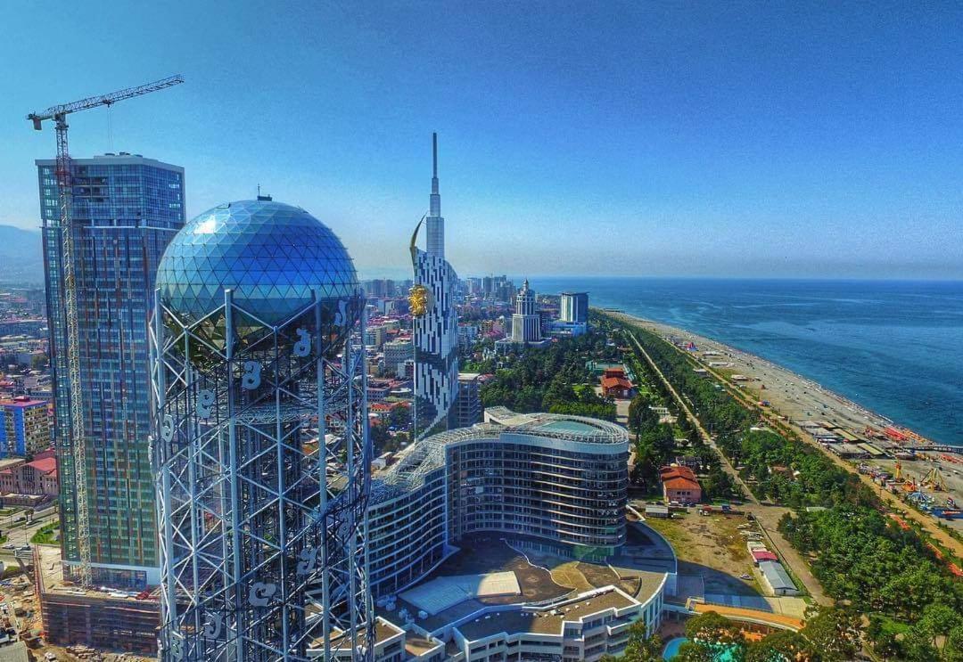 Apartment Twin Towers David Батуми Екстериор снимка